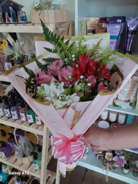 Buquê de astromelias